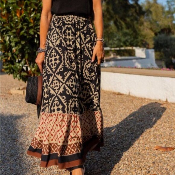 Boho ethnic print long skirt, size M - Picture 1 of 3
